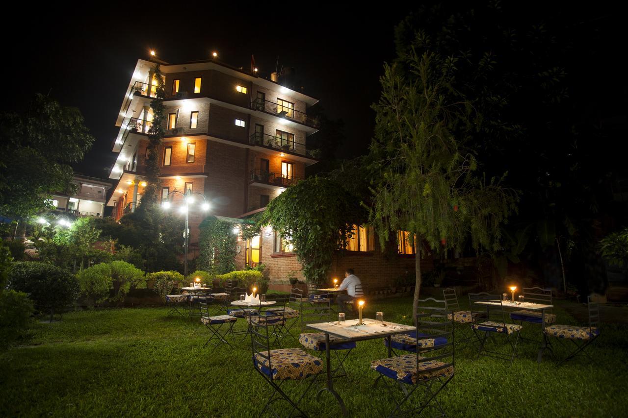 Royal Astoria Hotel Катманду Екстериор снимка